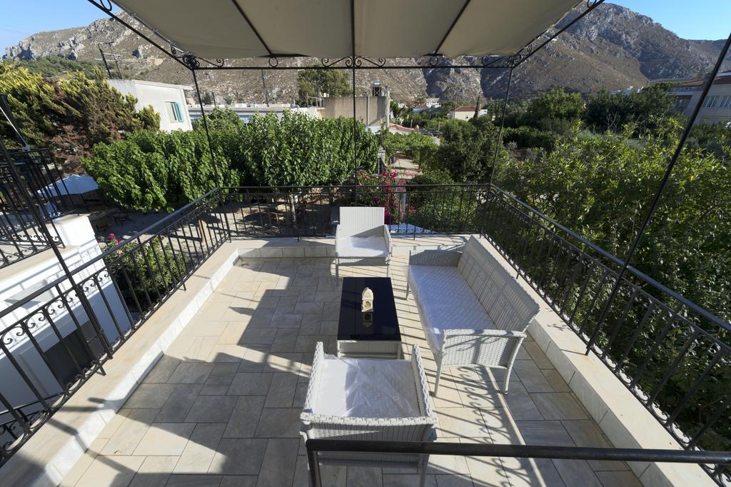 Paloma Luxury Studios Panormos  ภายนอก รูปภาพ